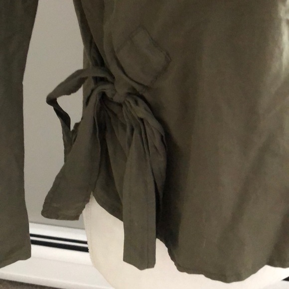 Zara olive green top with side ties - Picture 2 of 5